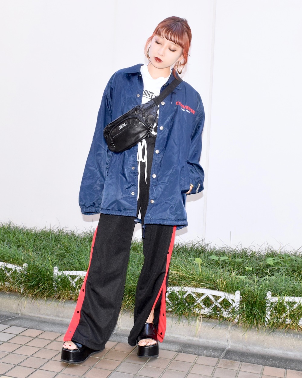 CONVERSE LOGO HOODED COACH JACKET(navy)