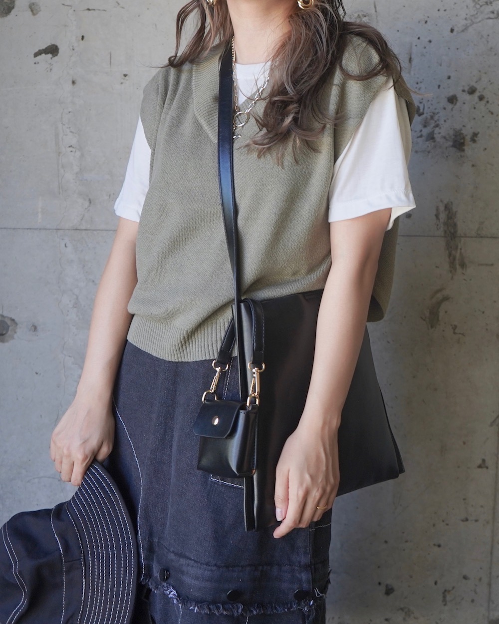 Basic V-neck Knit Vest (green tea)