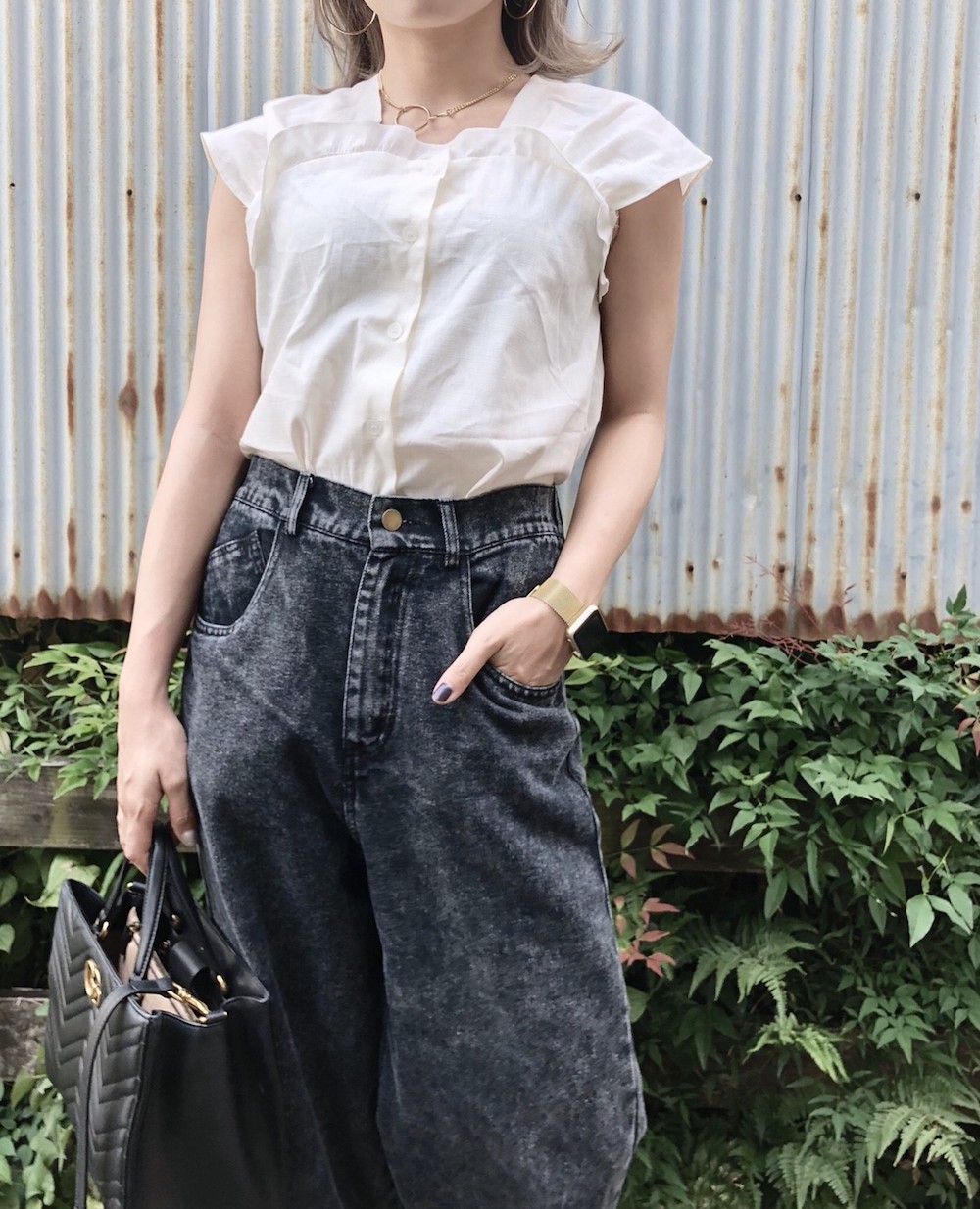 White Cotton Sleeveless Tops