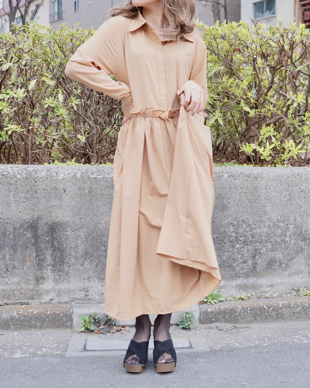 Frill Point Long Shirts Onepiece (beige)