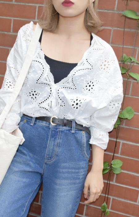 【再入荷】カットワークコットンレーストップス