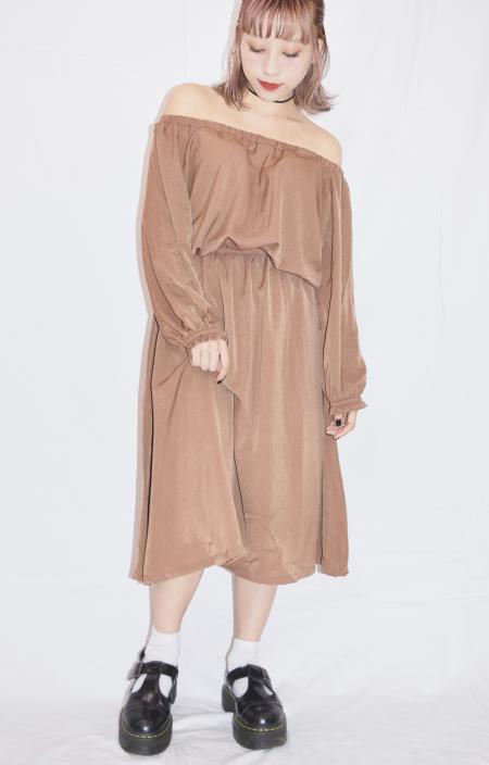 (全2色)オフショルダーロングワンピース