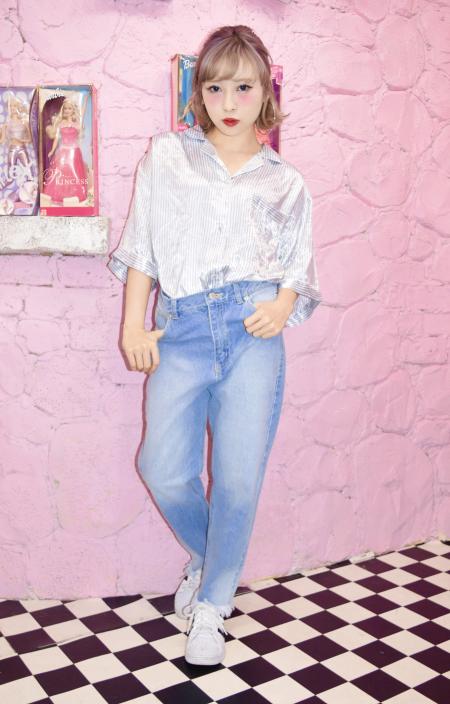 ポケット刺繍ストライプサテンパジャマシャツ