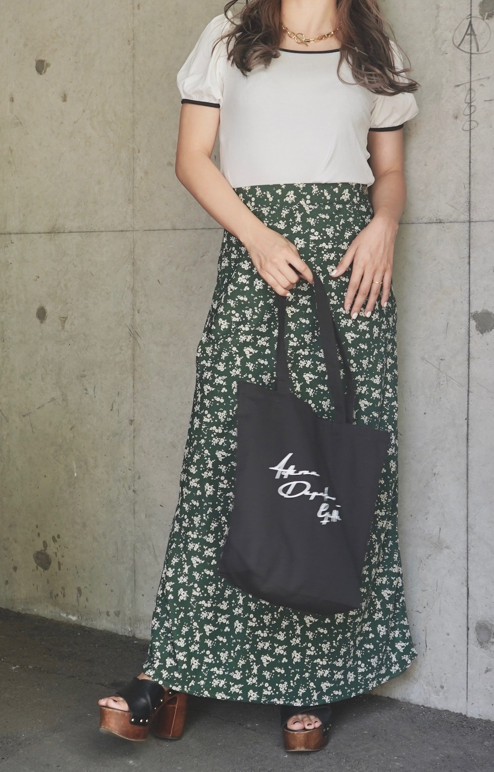 Piping Trim Puffsleeve Tops (white)