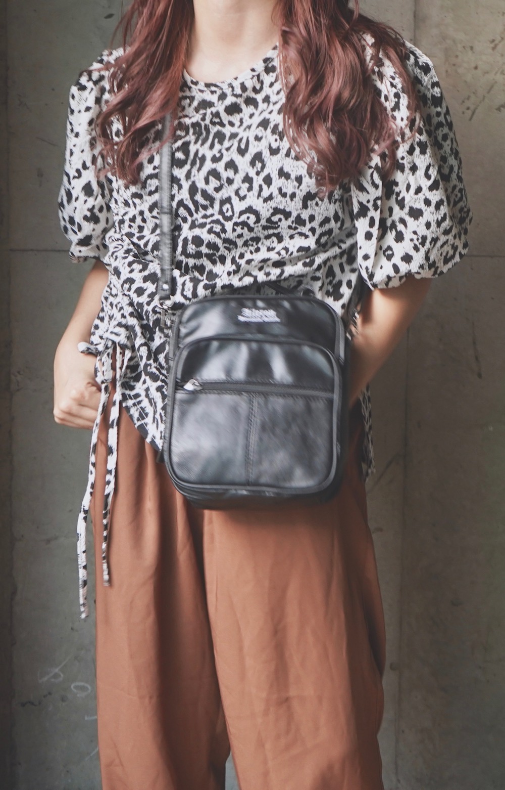 Monotone Leopard String Tops (white)