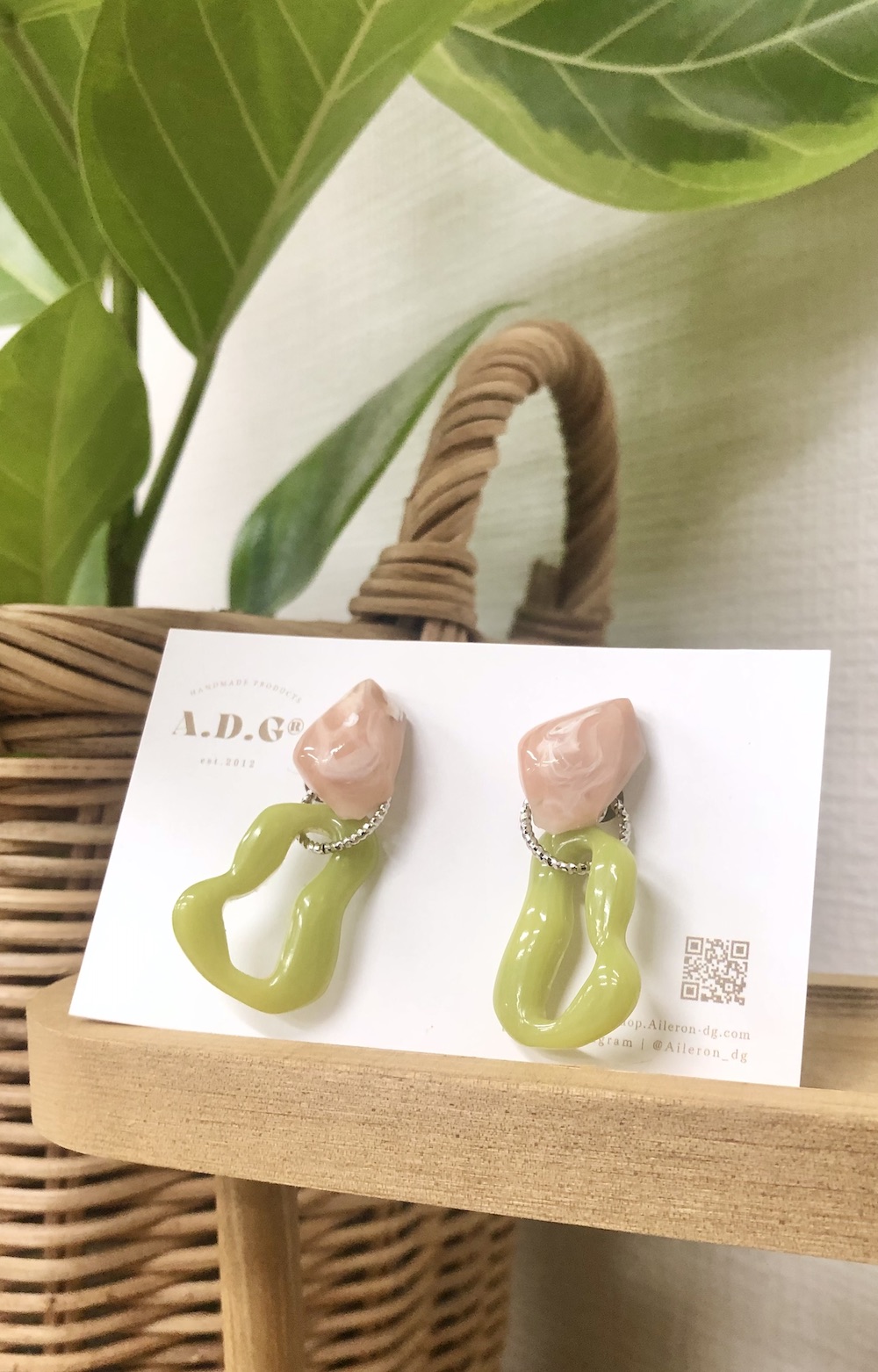 【handmade】marble stone×nuance hoop earring（pinkbeige-green）