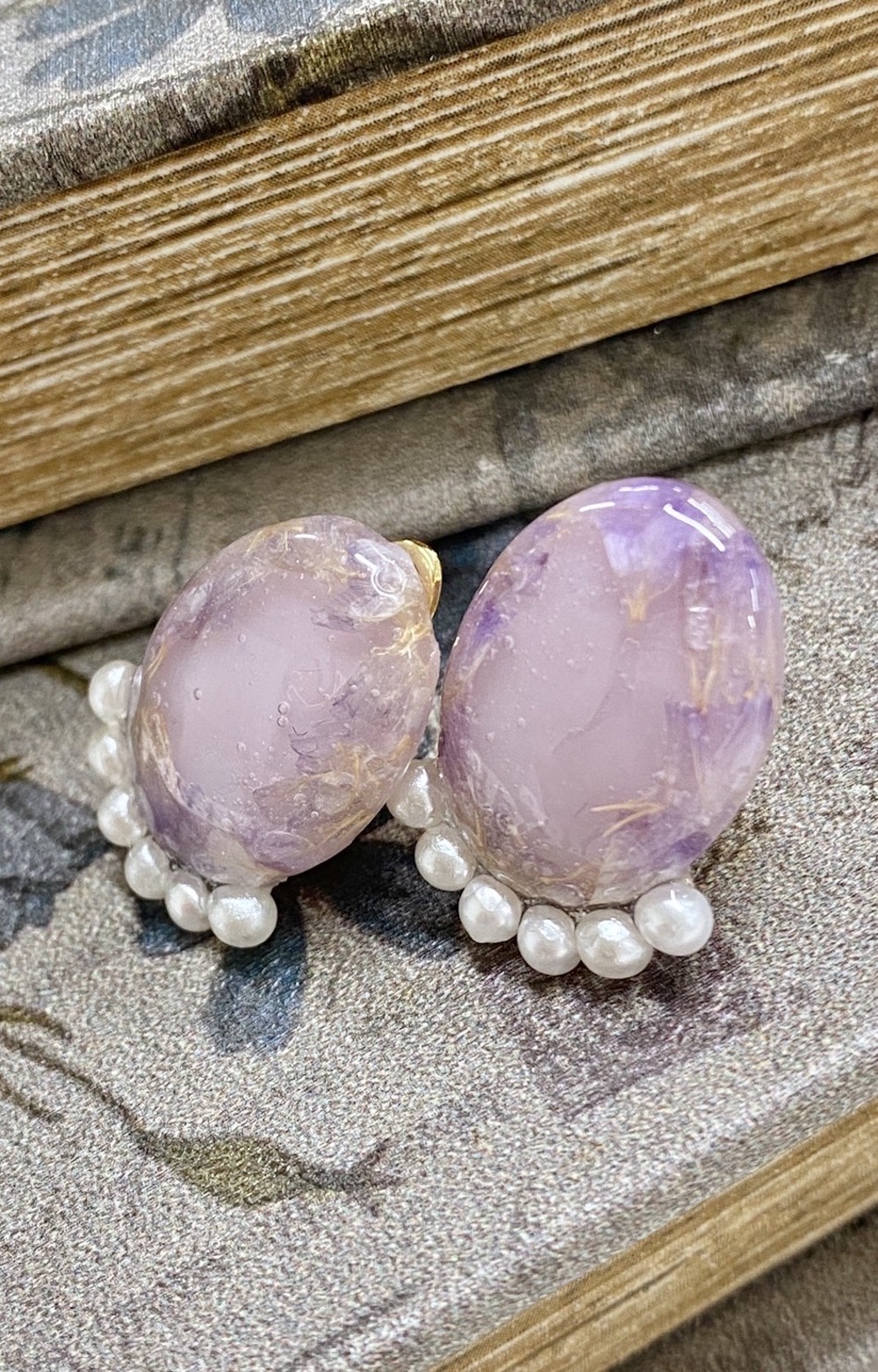 【handmade】dry flower＆pearl oval earring（lavender）