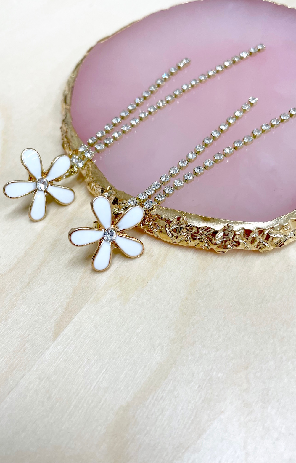 【handmade】retro flower×crystal long chain pierce（gold-white）