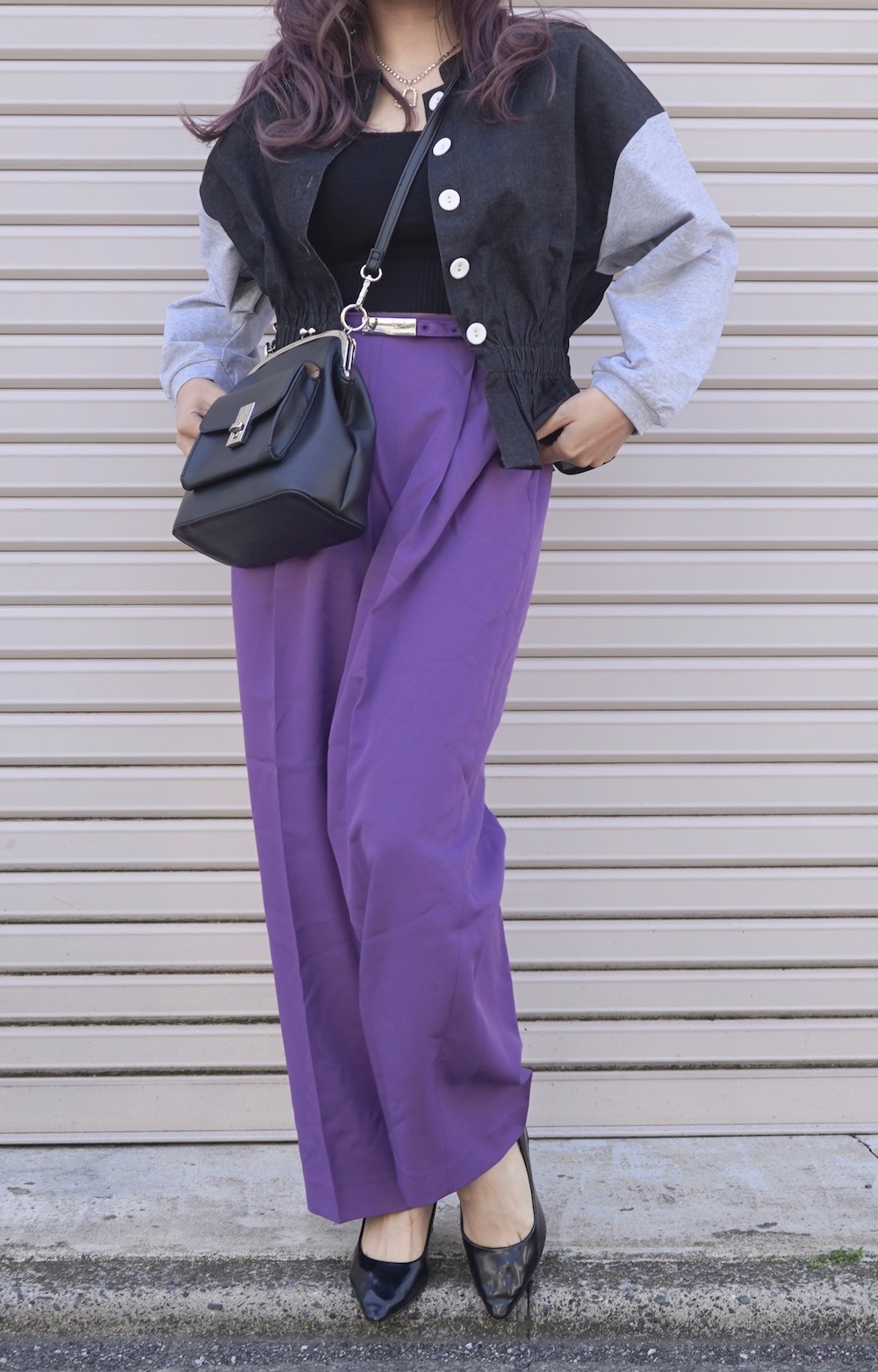 Switching Frill-Hem Jacket Tops (black-grey)