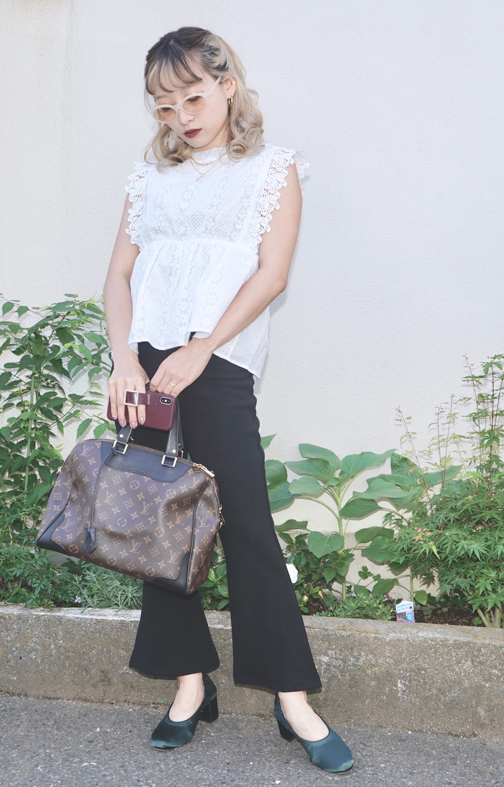 Cutwork Lace Nosleeve Tops（white）