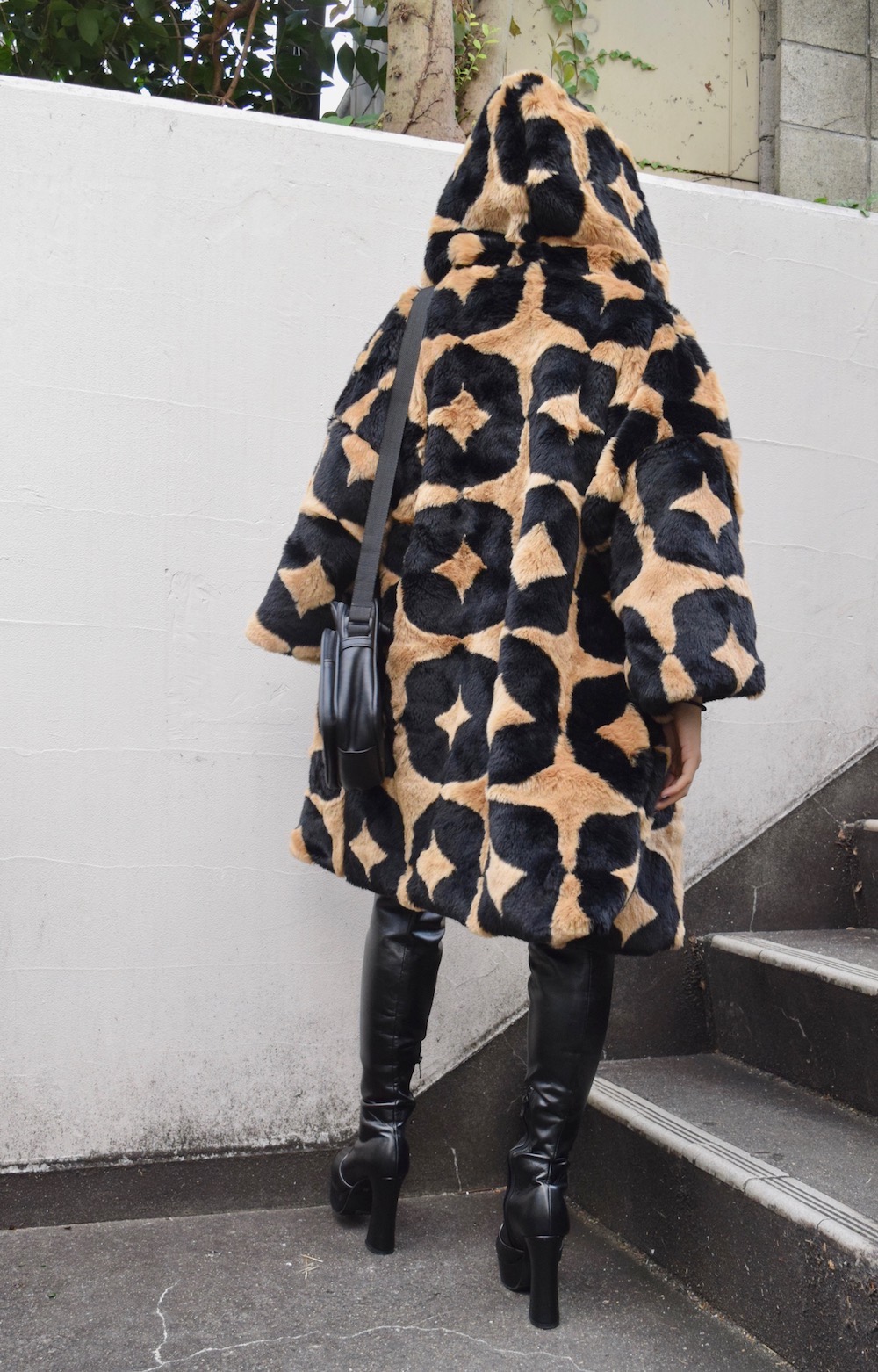 【HIGH GRADE PRODUCTS】MONOGRAM FUR COAT(beige)