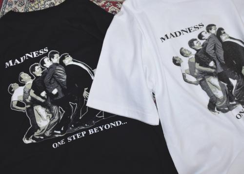 (全2色)"MADNESS" BIG TEE