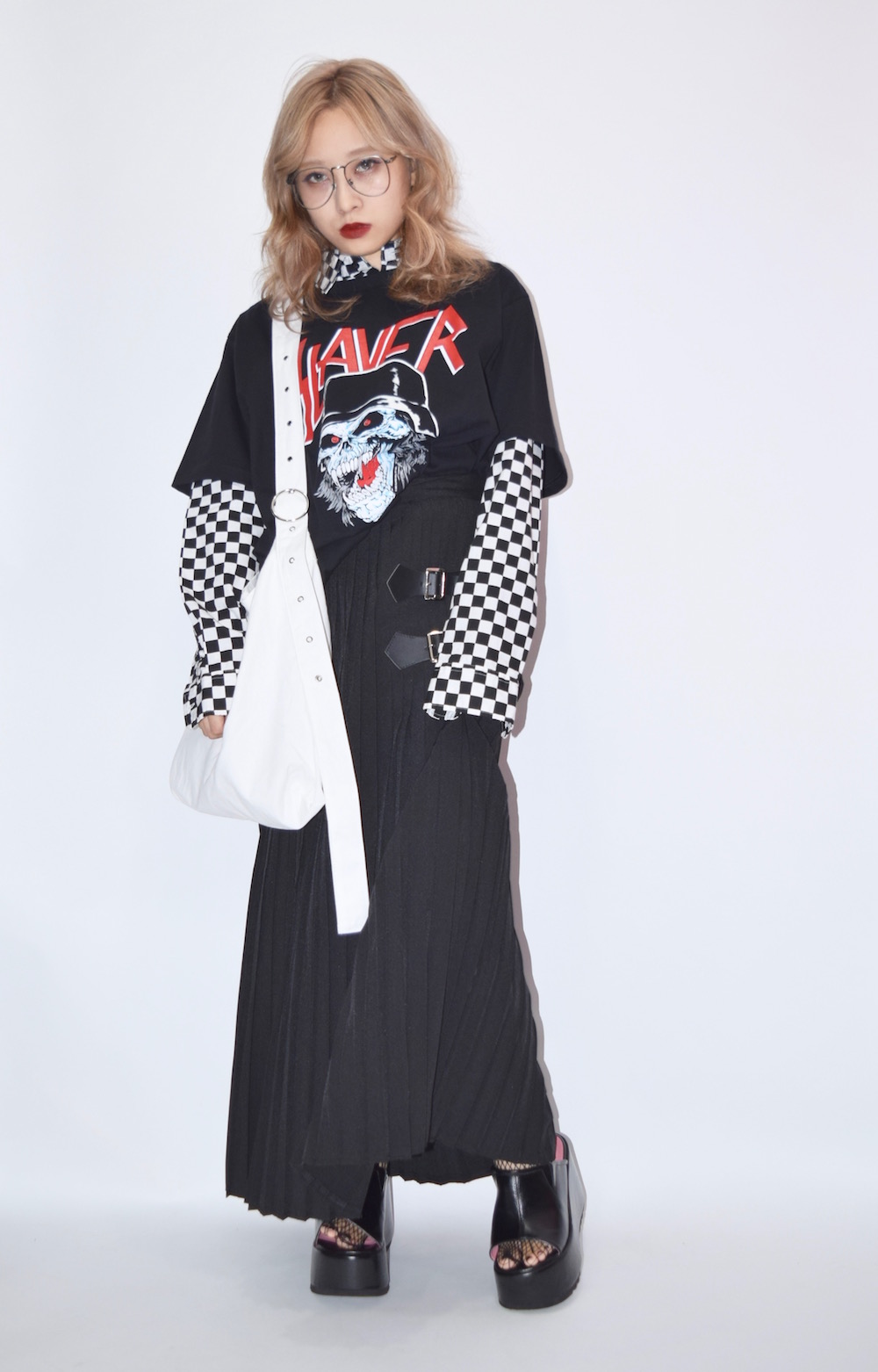 BELTED BLACK PLEATS LONG SKIRT