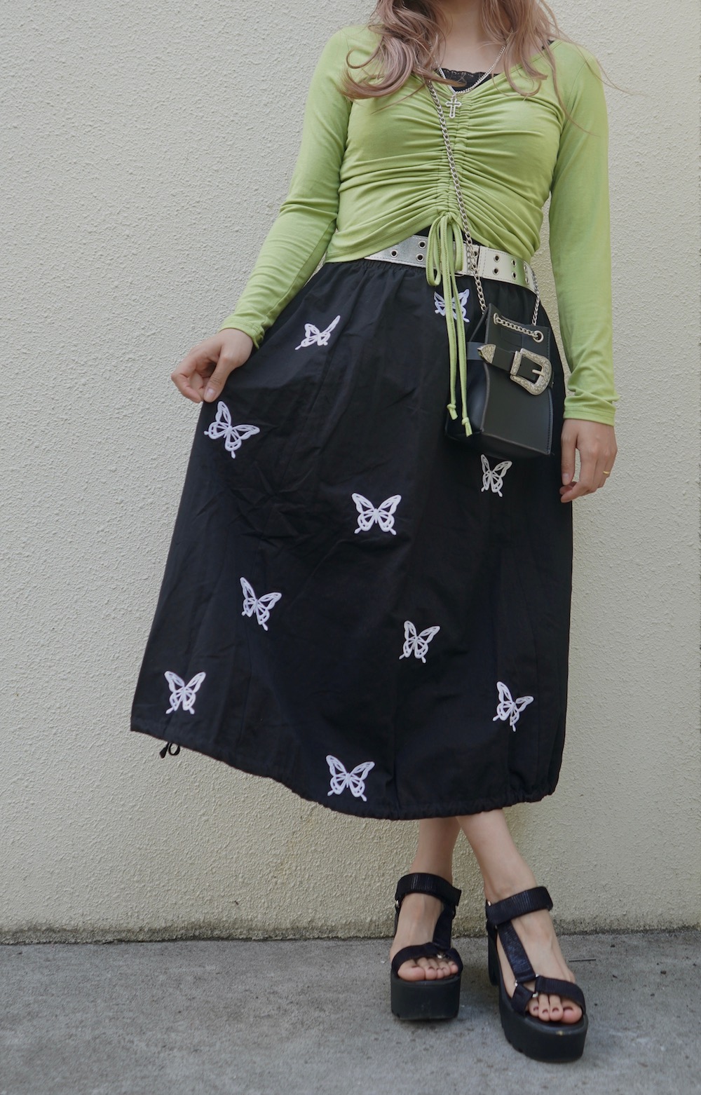 Butterfly Embroidery Flare Long Skirt (black)