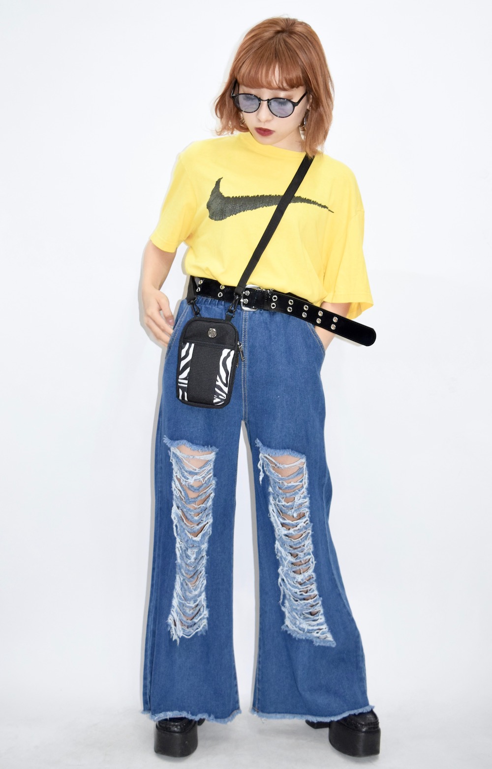 NIKE SWOOSH LOGO BIG TEE(YEL)