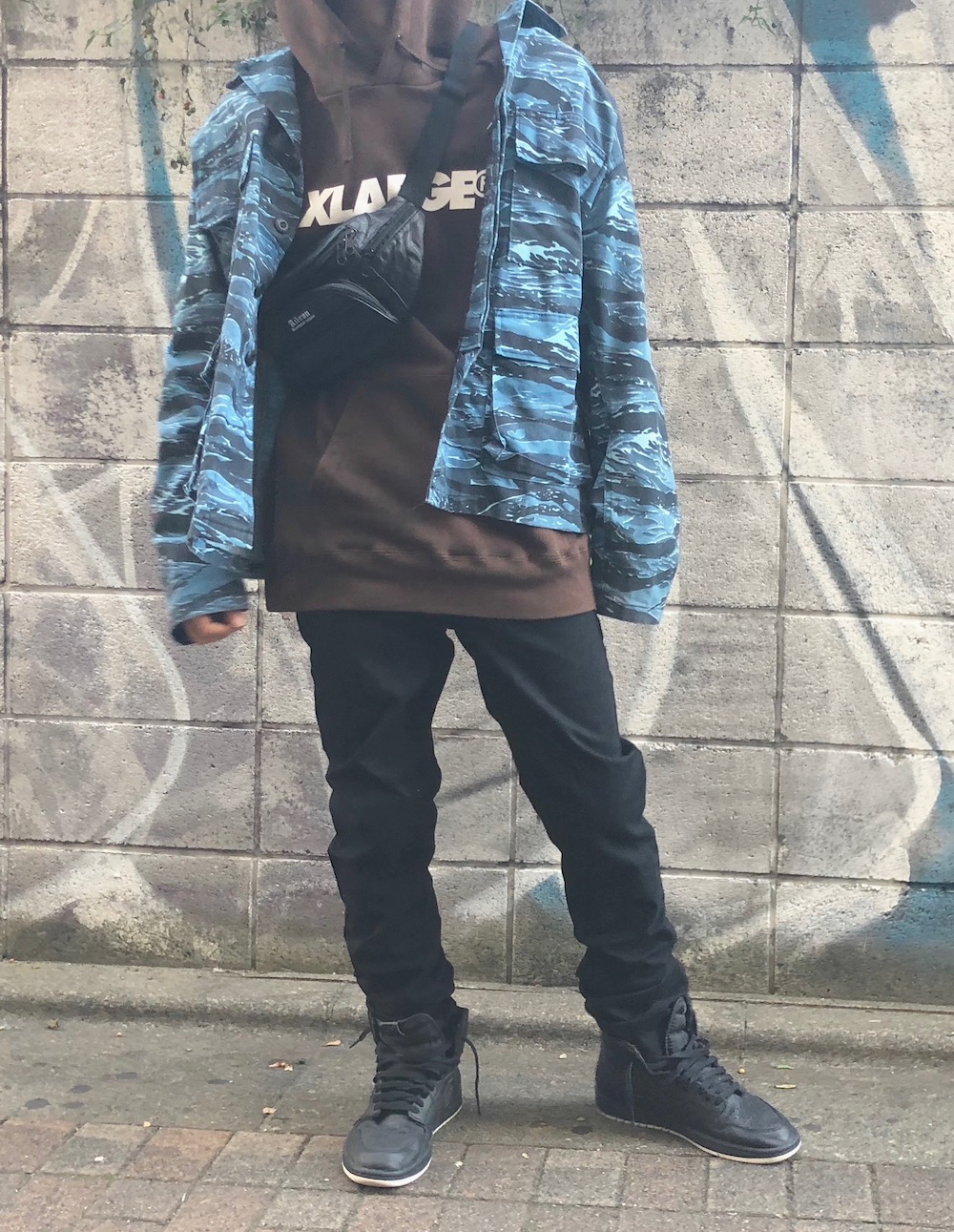 XLARGE Standard Logo Sweat Hoodie(brown)