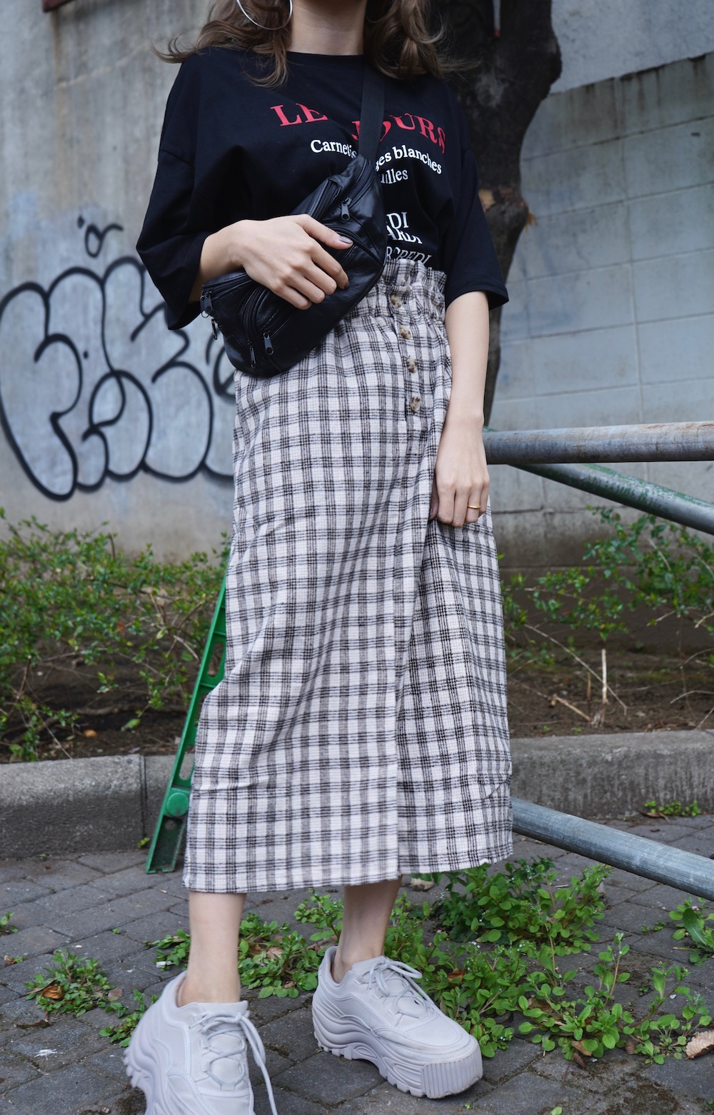 French Lettering Design Big Tee (black)